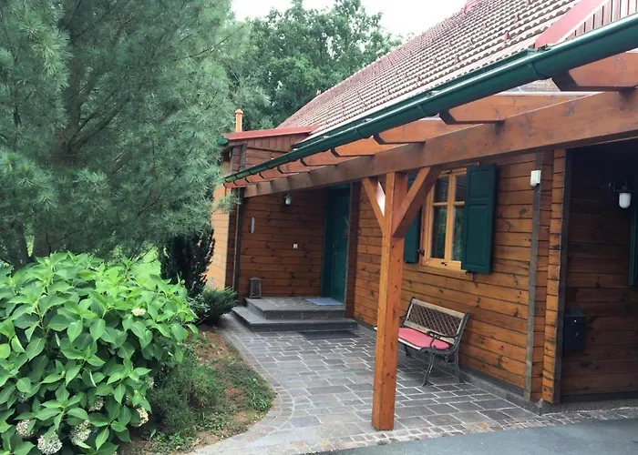 Wein-chalet W141 بيت للعطل *